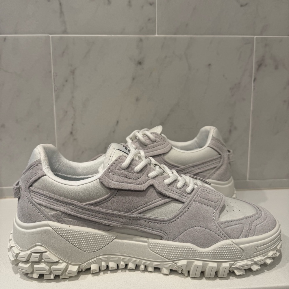 Ellesse LSR Luxe Off White/Grey Sneakers Women’s Size 7.5 US - Picture 4 of 10